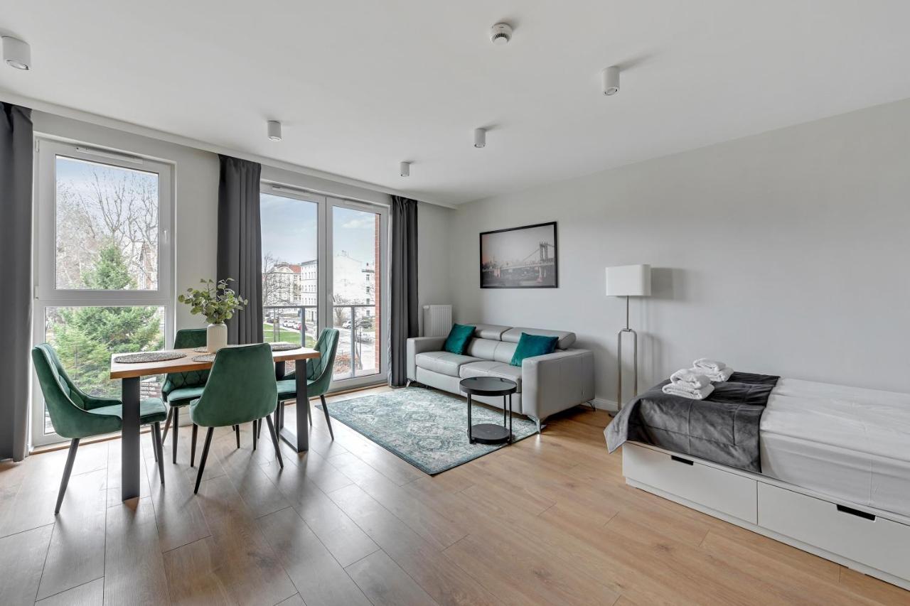 Aura 40 City Center By Downtown Apartments غدانسك المظهر الخارجي الصورة